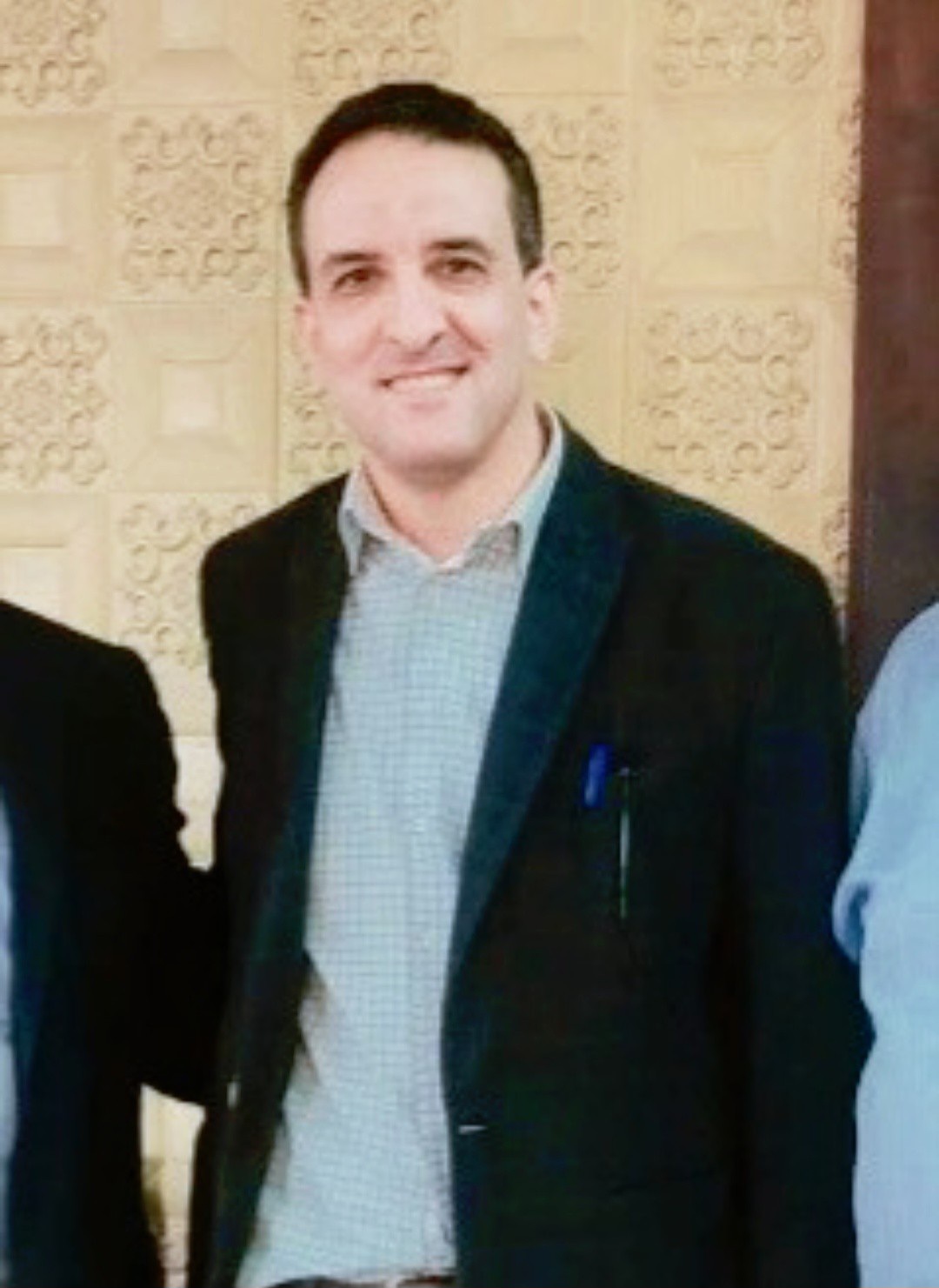 احمد السعيد محامي حر