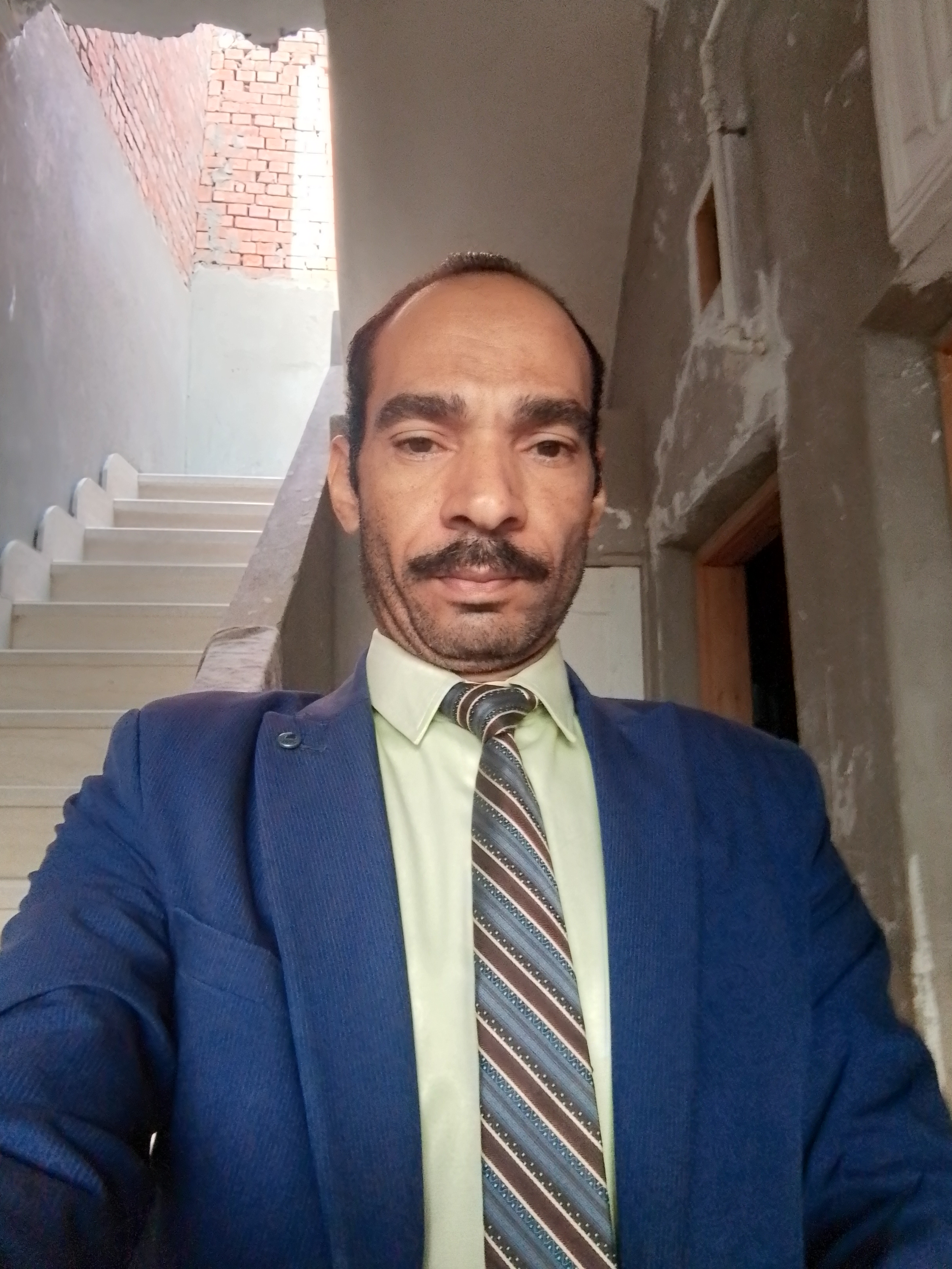 سعيد عبد الستار على #محامى_شامل أتعامل مع #القضايا #المدنية #الجنائية #الأسرية #التجارية #الإدارية مع #تركيز_أكبر و #خبرة_كبيرة في #جميع_الفروع